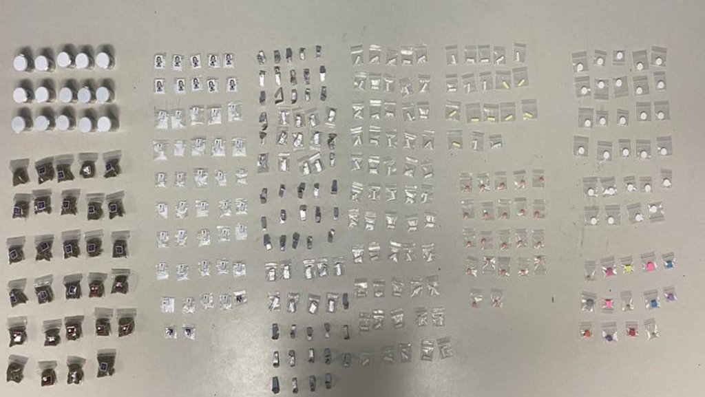  Arrestos Especiales ocupa drogas en La Perla 