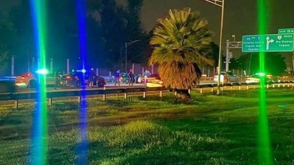  Jovencita de 21 a&ntilde;os pierde dos dientes luego lanzaran un bloque al auto que conduc&iacute;a por Carolina 