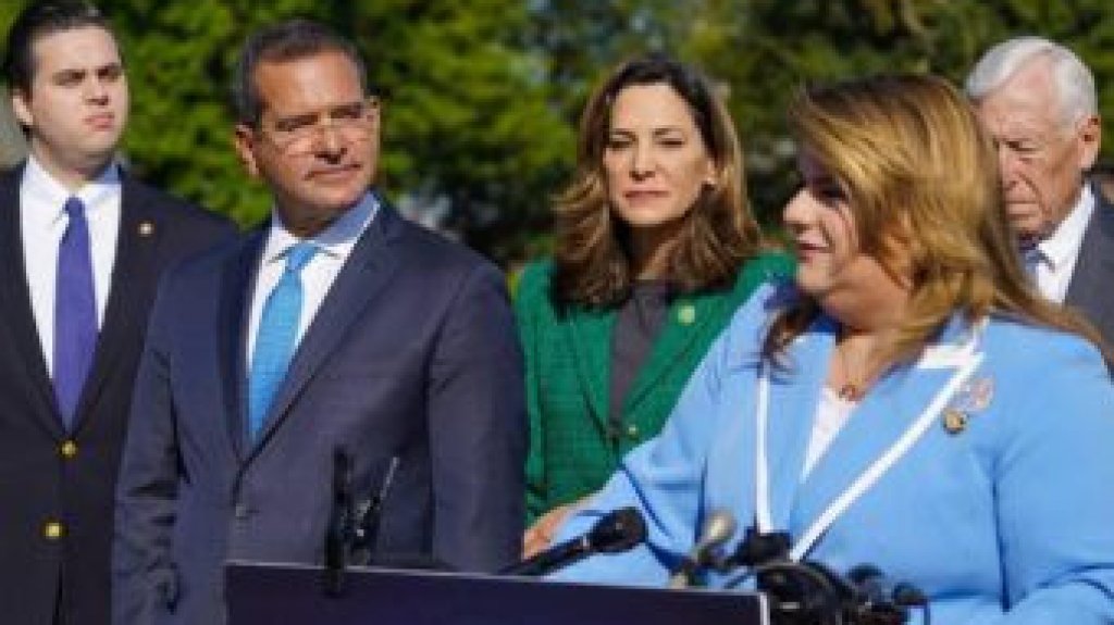  Presentan nuevamente proyecto de Ley de Estatus para Puerto Rico 