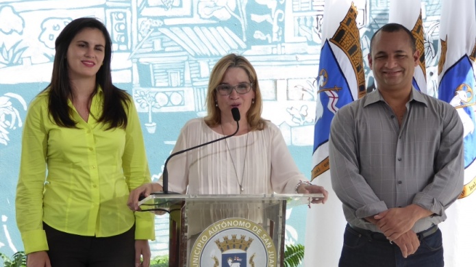 Alcaldesa de San Juan insta a salir a votar 