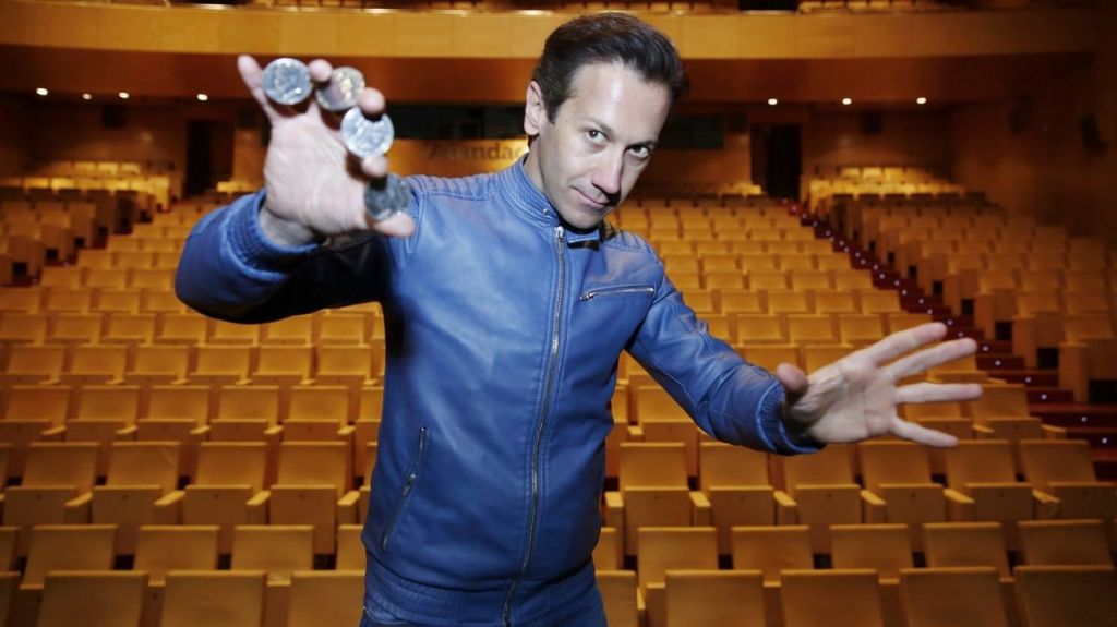  VIDEO: Un mago casi muere ahogado en vivo en el concurso Got Talent 