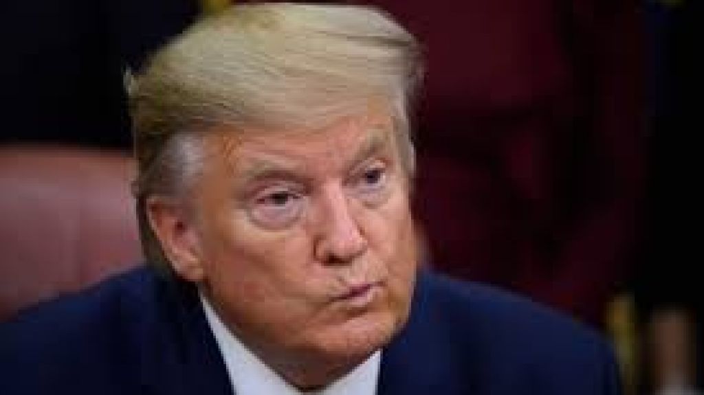  Vea video: Trump abus&oacute; de su poder en el caso de Ucrania, dice informe de la C&aacute;mara Baja 