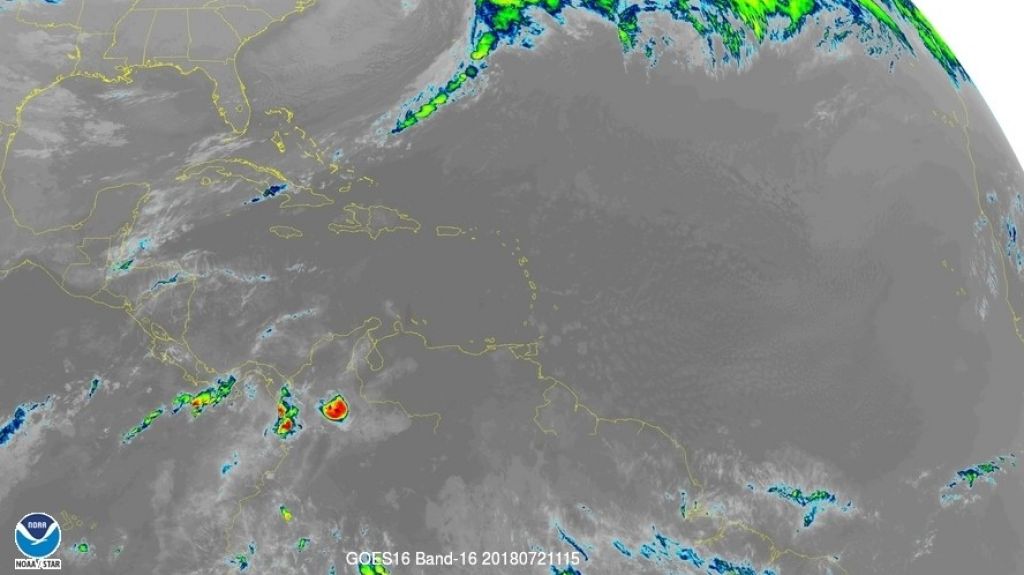  Tiempo estable domina a trav&eacute;s de las islas 