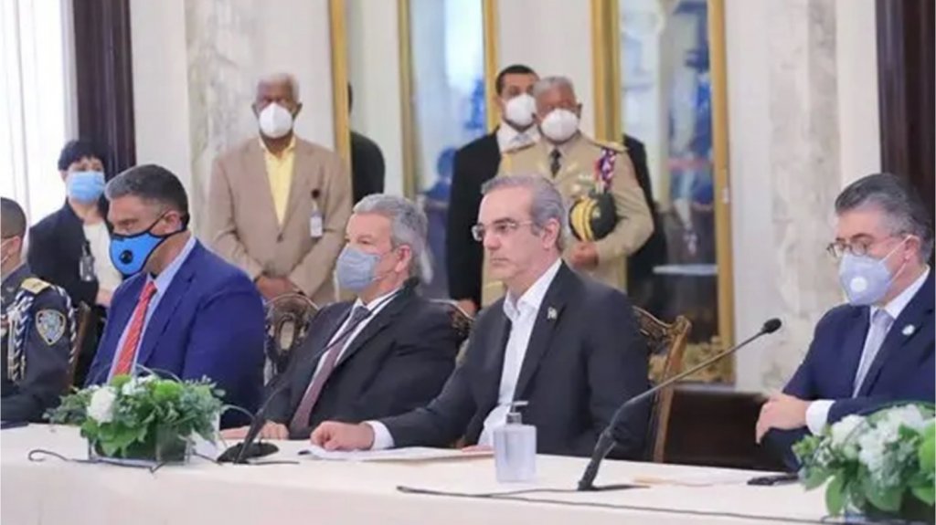  Presidente Abinader considera que muchos crímenes son organizados desde las cárceles y anuncia políticas para mejorar el sistema penitenciario 