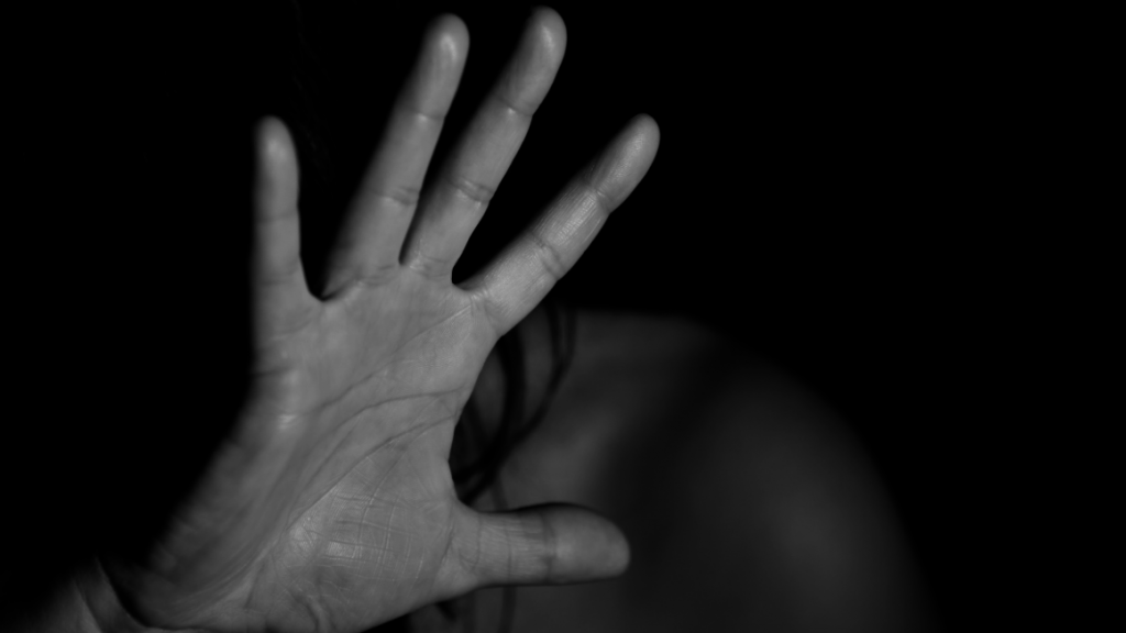  Ya es ley: el n&uacute;mero telef&oacute;nico 0-0-0 ser&aacute; para atender los casos de violencia dom&eacute;stica 