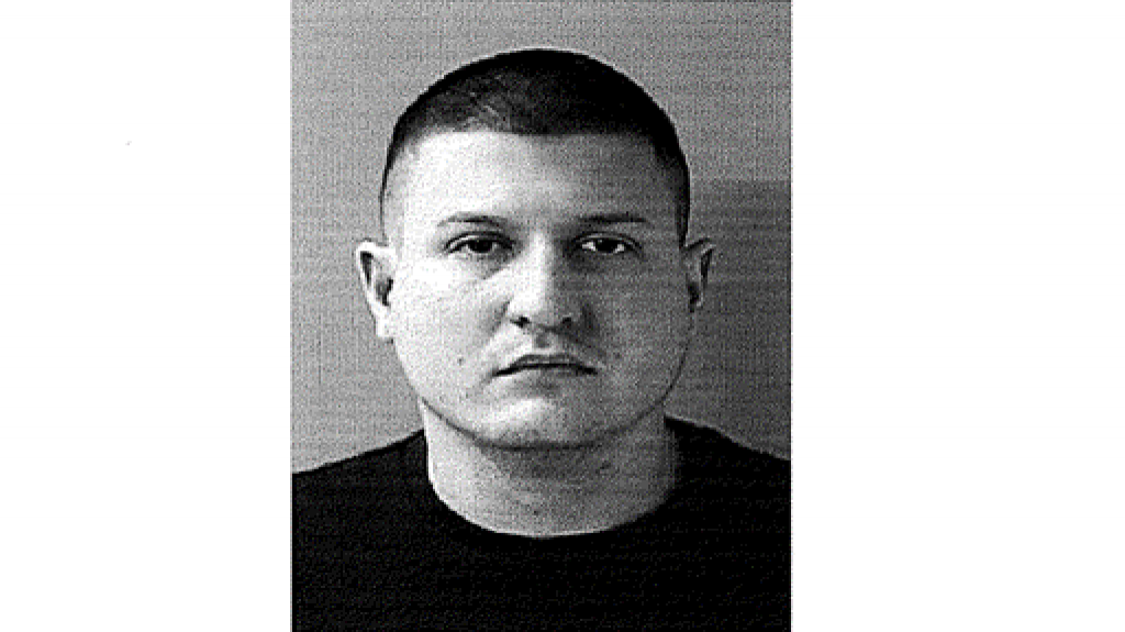  Hombre enfrenta cargos por posesión ilegal de granada militar 