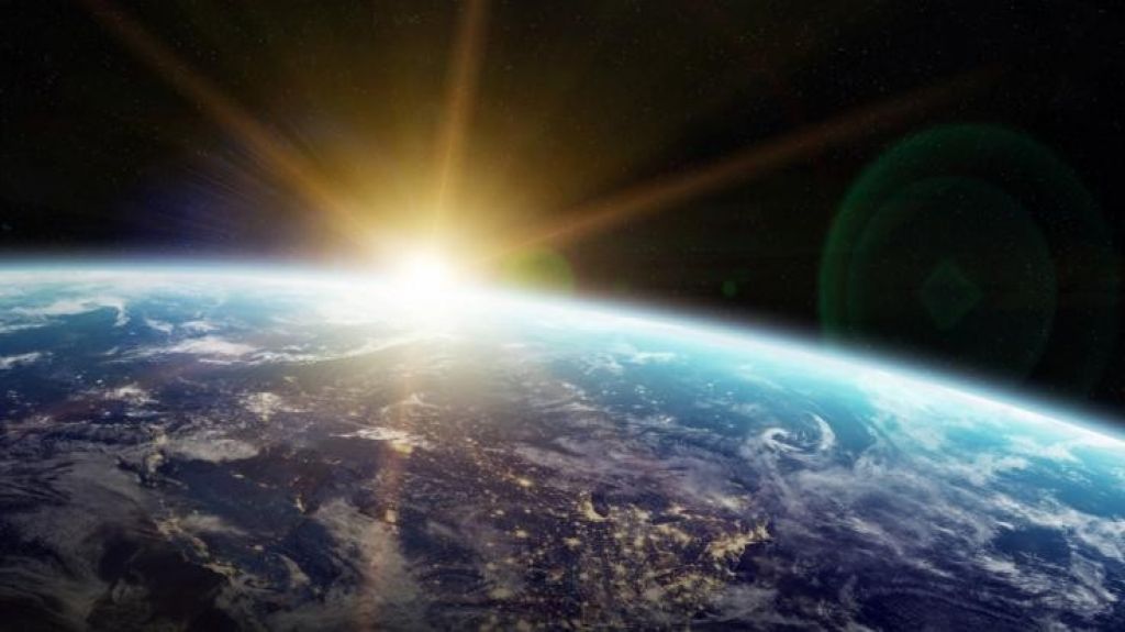  Asteroide pasará entre la Tierra y la Luna este fin de semana 