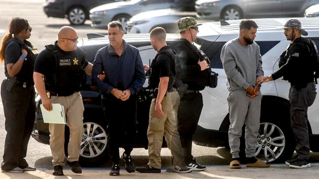  Acusan a 27 personas por esquema de fraude para obtener fondos de ayuda por COVID-19 