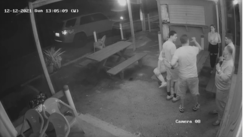  Publican video de tiroteo en negocio de Cabo Rojo que dej&oacute; dos hombres hombre muertos 