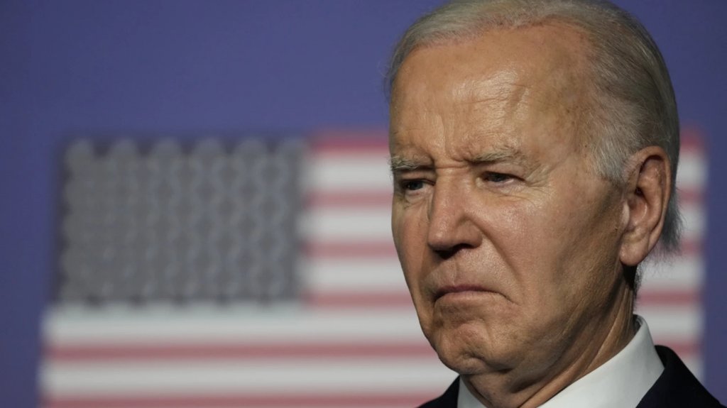  Legislador demócrata pide a Biden dejar su candidatura presidencial 
