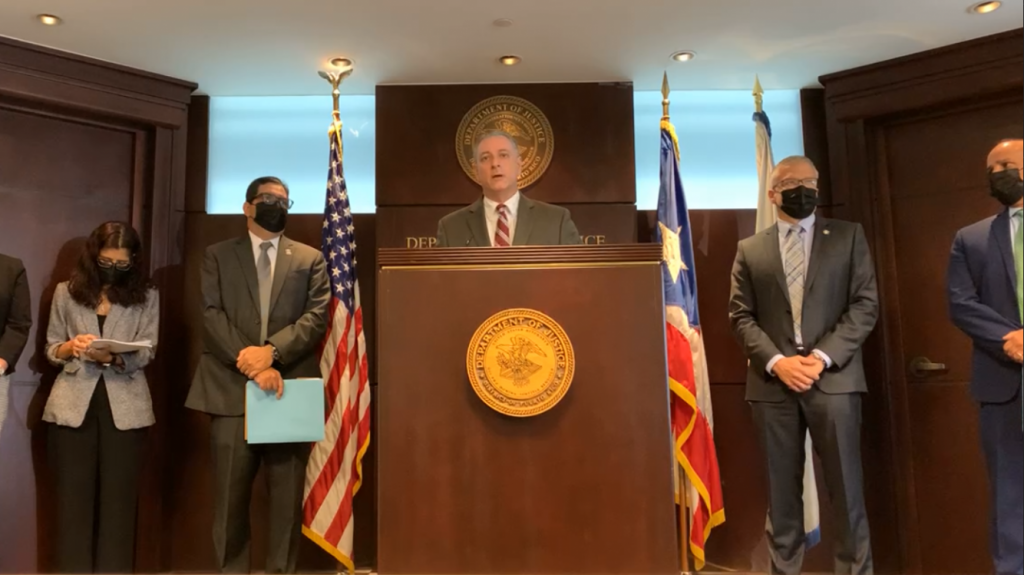  Exrepresentante Nelson Del Valle y dos empleados del Capitolio se declaran culpables de esquema de soborno y comisiones il&iacute;citas 