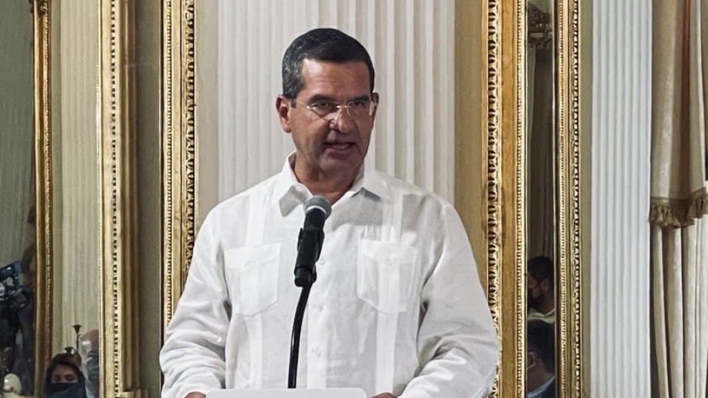  Vacuna de COVID-19 ser&aacute; obligatoria para menores que vayan a la escuela dice gobernador 