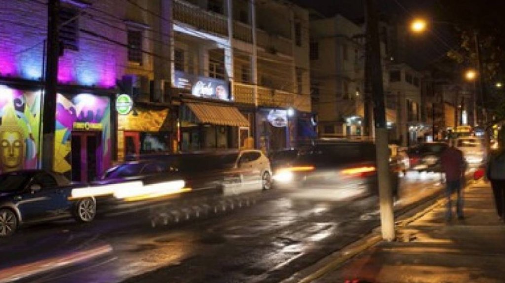  Reportan carjacking en Calle Lo&iacute;za 