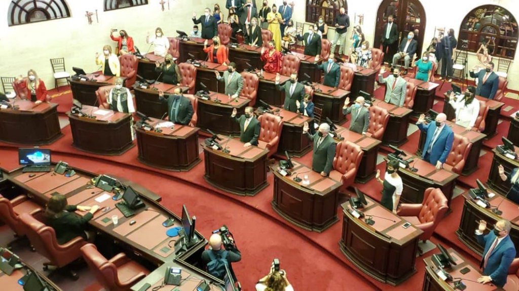  Senado espera aprobar la reforma laboral en sesi&oacute;n extraordinaria 