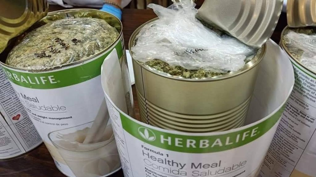  Fotos: Descubren cargamento de marihuana en latas con etiquetas de HerbaLife 
