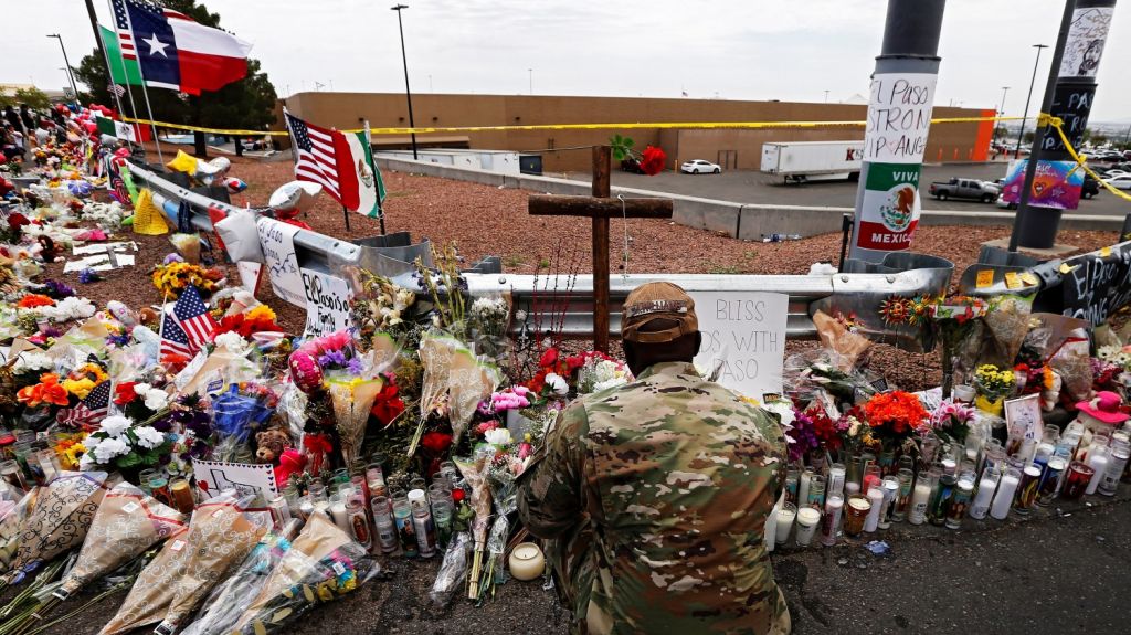  El presunto autor de la masacre de El Paso se declara "no culpable" 