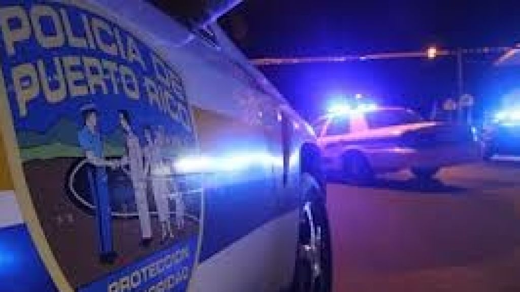  Dos &ldquo;cacos&rdquo; entraron a robar a residencial de Guaynabo y el due&ntilde;o los recibi&oacute; con un par de tiros 
