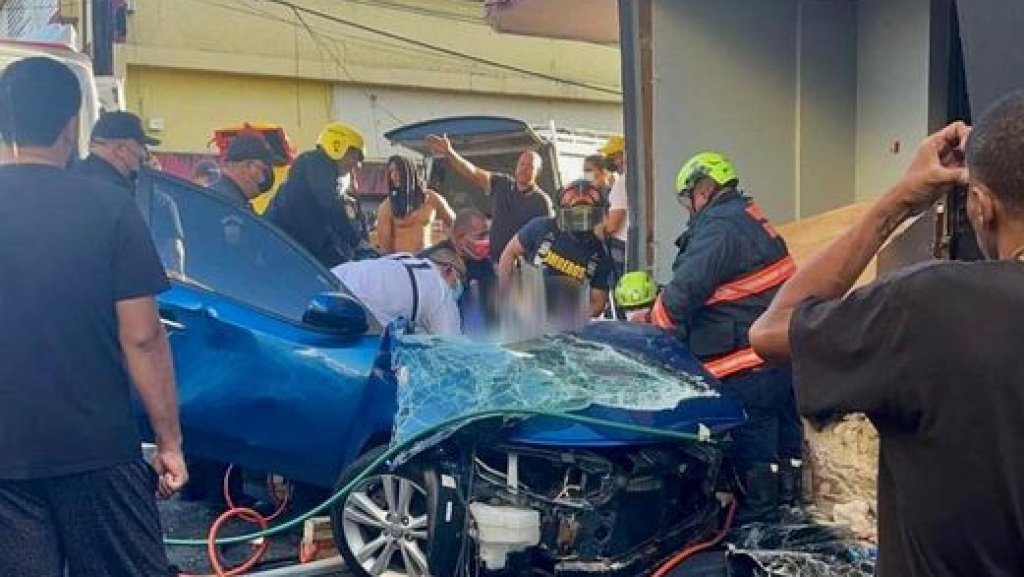  Muere conductor al chocar con una pared en Barrio Obrero 