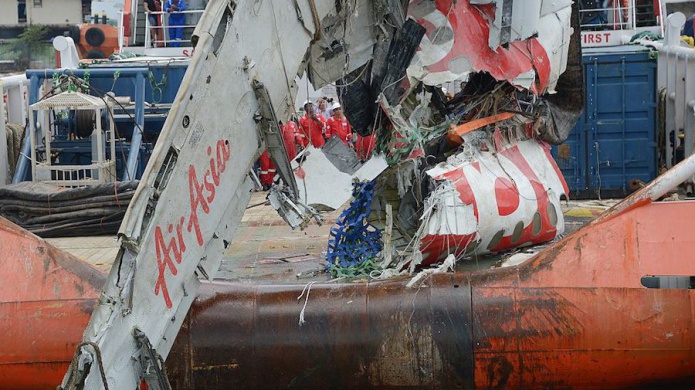 Reporte: respuesta de piloto a falla tÃ©cnica, causa del accidente de AirAsia