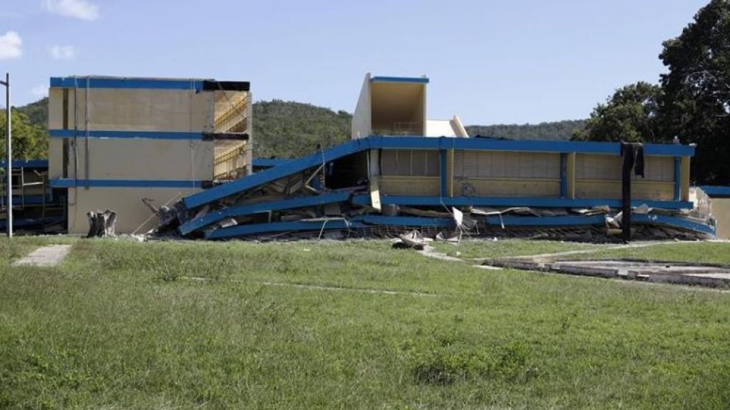  Asociaci&oacute;n de Maestros reclama urgencia al secretario de Educaci&oacute;n sobre plan para escuelas del sur afectadas por los temblores 