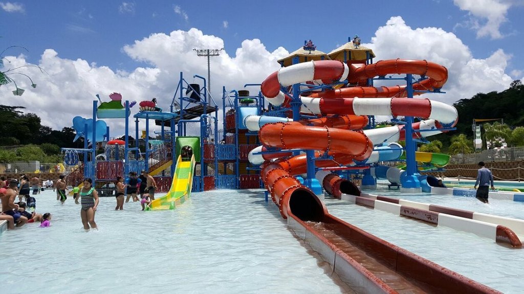  Anuncian pronta reapertura del parque acuático de San Germán 