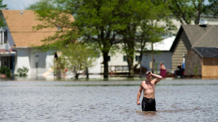 Inundaciones en EE.UU.: hallan mÃ¡s vÃ­ctimas y 13 personas permanecen desaparecidas