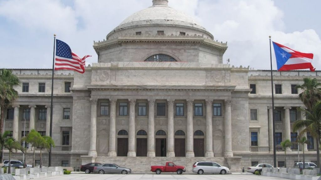  C&aacute;mara avala traspaso de escuela en San Lorenzo al Boys and Girls Club 