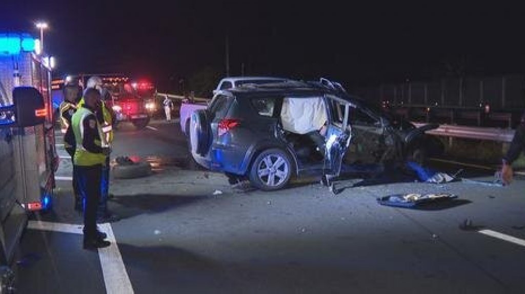  Hombre muere en accidente con 3 autos anoche en Carolina 