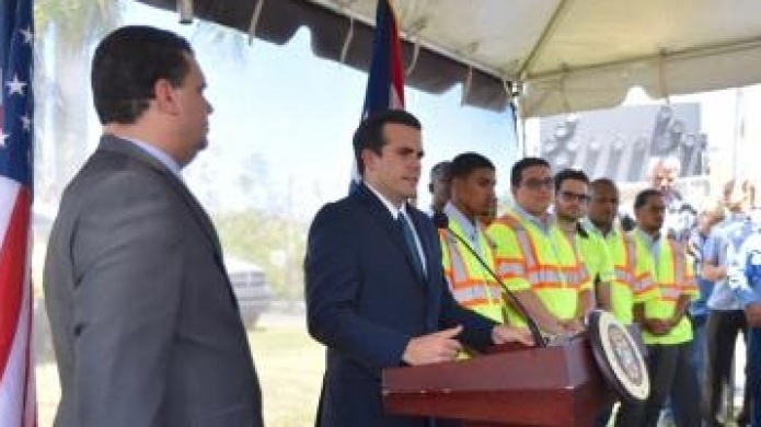 Gobernador inaugura el programa Seguro para brindar servicios a conductores en autopistas