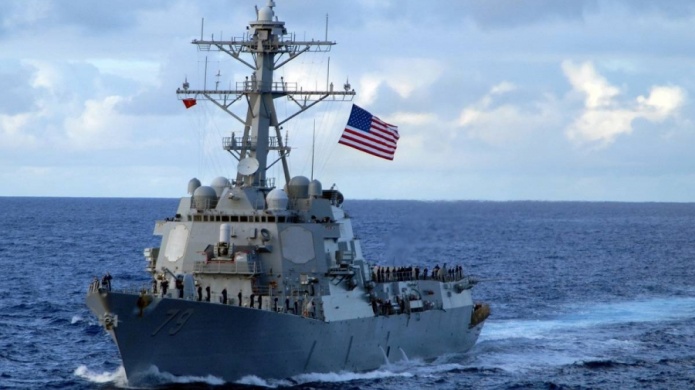 Atacan con misiles a un destructor de EE.UU. cerca de Yemen