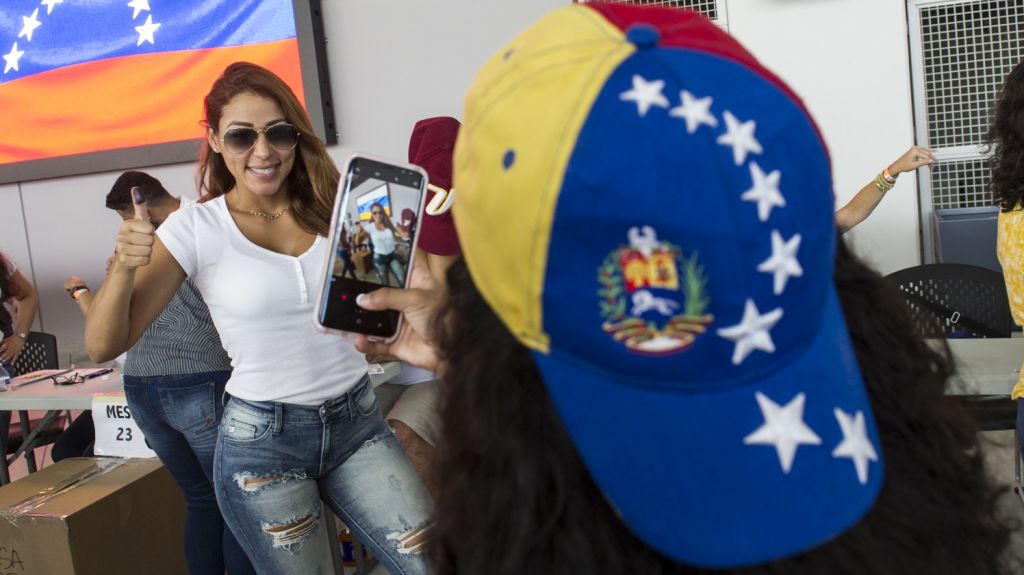  Venezolanos exiliados aplauden nuevas medidas de Trump y piden m&aacute;s 