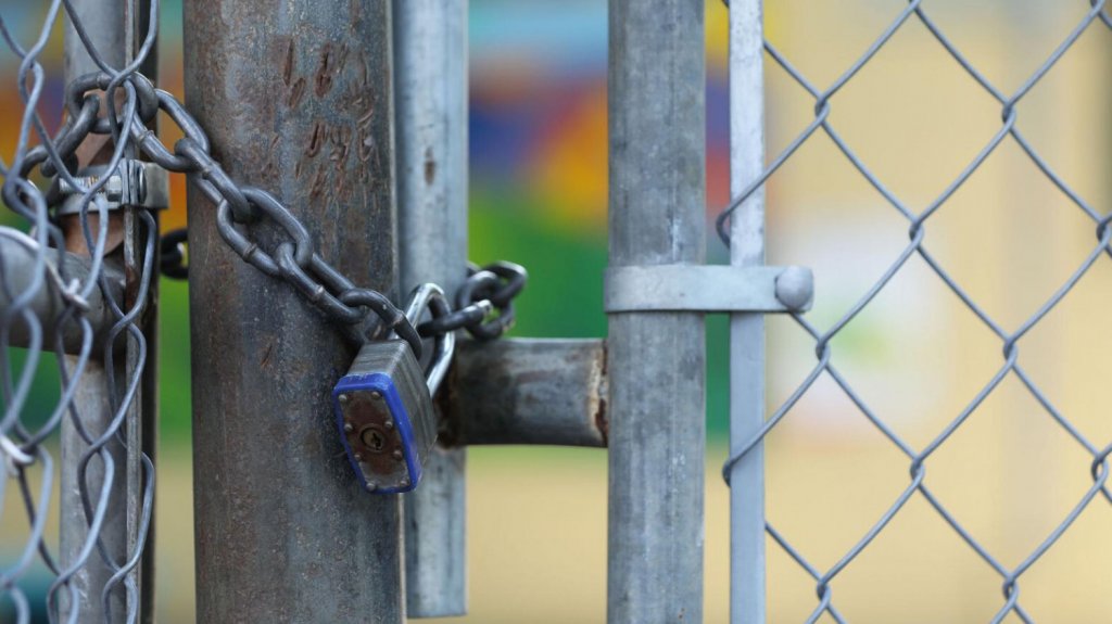  Municipio de San Juan recesa funciones no esenciales 