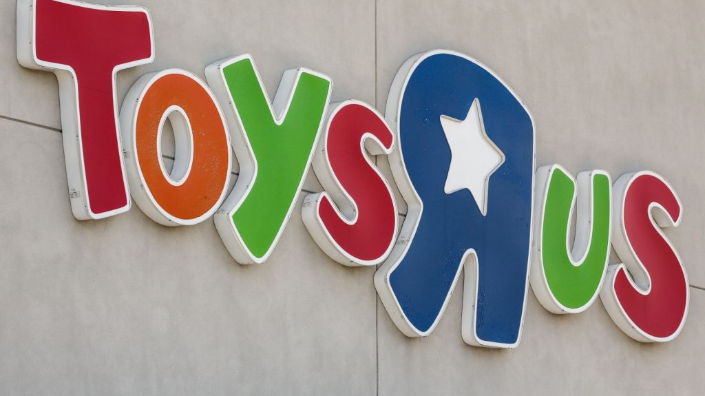  &nbsp; Toys R'Us cierra sus tiendas en Hatillo y Carolina 