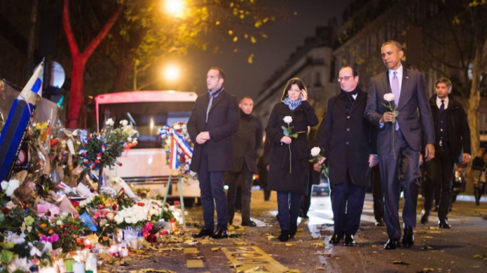 Obama va al Bataclan a rendir tributo a las vÃ­ctimas de la masacre de ParÃ­s