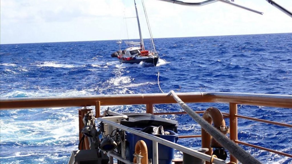  La Guardia Costera rescata a marineros de velero en el Oc&eacute;ano Atl&aacute;ntico 