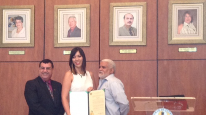 JOVEN MOCANA GANA CONCURSO DE DISENO 