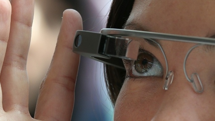 Google Glass ahora permite sacar fotos con solo guiÃ±ar un ojo
