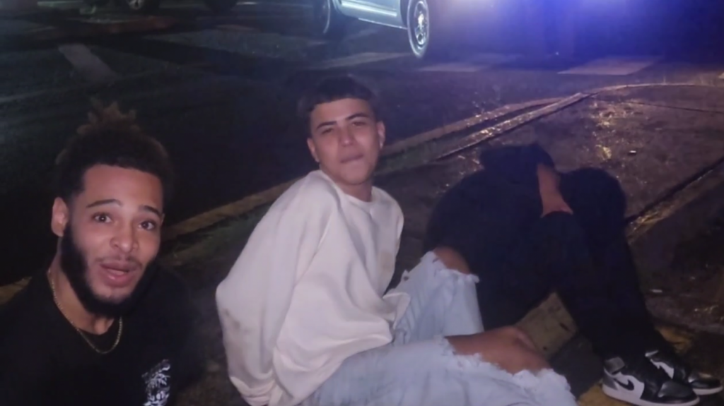  Video: Tres &ldquo;chamaquitos&rdquo; arrestados disparando al aire esta ma&ntilde;ana en Rio Piedras 
