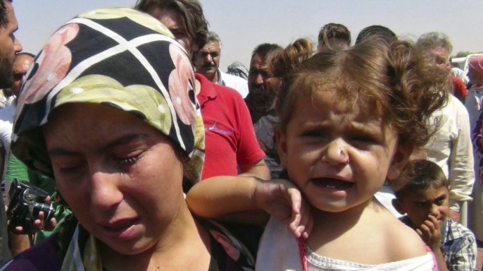 Soldados canadienses construyen campamento de refugiados en frontera con EEUU