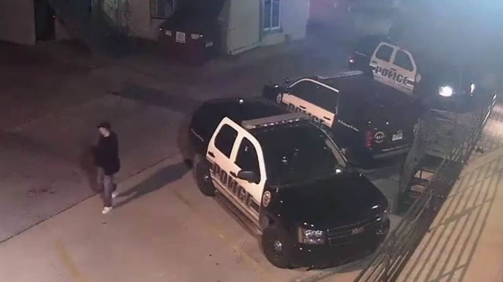  La Polic&iacute;a de Washington publica un video del asesinato de un oficial 