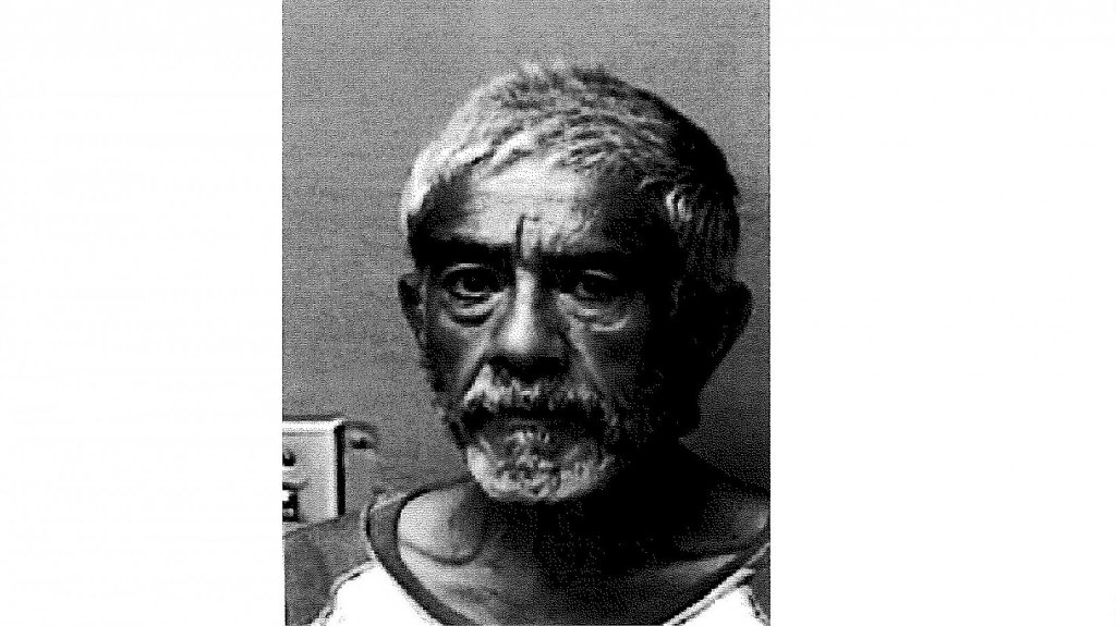  Sujeto termina en la c&aacute;rcel luego de causar da&ntilde;os a dos carros estacionados en la marquesina de su residencia y que pertenecen a inquilinos que viven en el lugar 