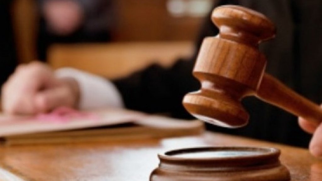  Radican cargos por maltrato contra madre y padrastro de ni&ntilde;o que lleg&oacute; con golpes a la escuela 