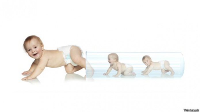 La batalla de una abuela que quiere dar a luz a sus nietos