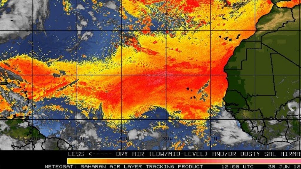  Tiempo brumoso y caluroso prevalece en nuestro archipi&eacute;lago 