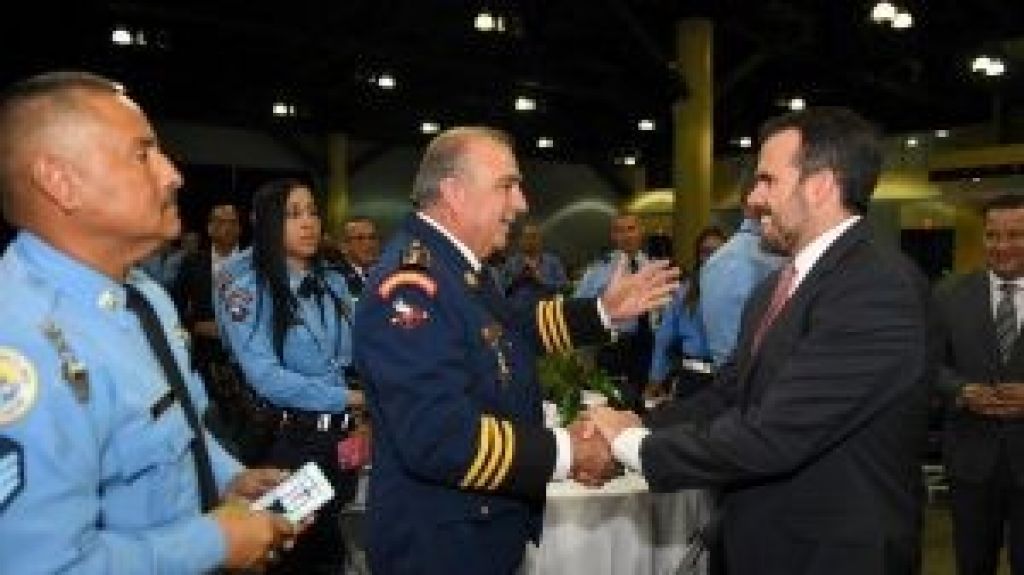  Gobernador encabeza ceremonia de valores y ascensos de la Polic&iacute;a 
