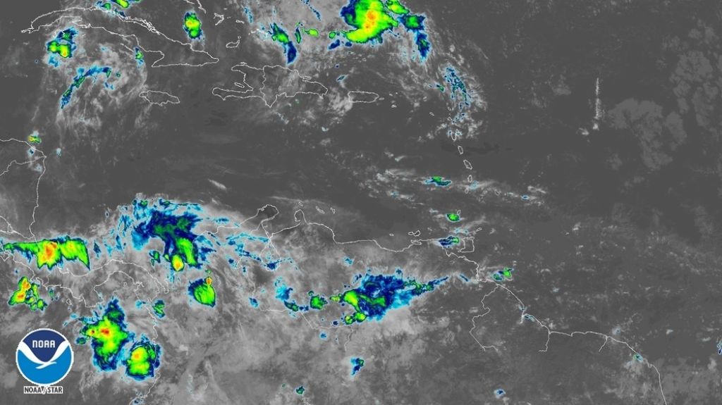  Tiempo brumoso, aunque prevalece el potencial de aguaceros por la cercan&iacute;a de una vaguada 
