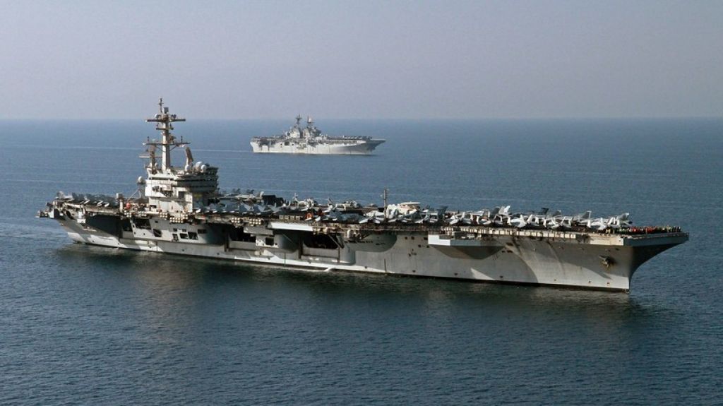  Tres tripulantes de un portaviones de EE.UU. se suicidan en una semana 