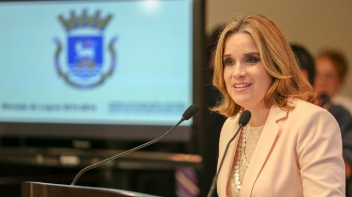 Municipio de San Juan entrega bono de Navidad