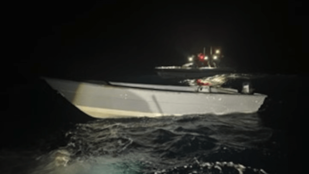  Guardia Costera repatria 28 migrantes a Rep&uacute;blica Dominicana 