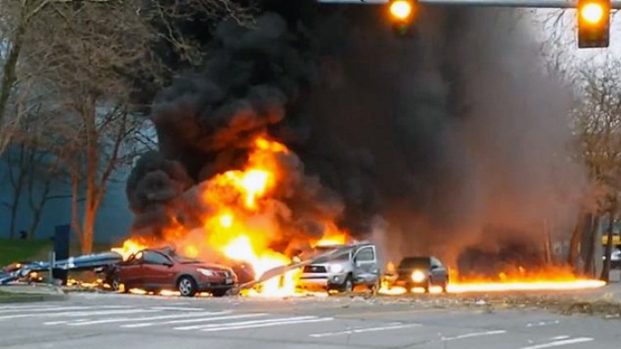 Video, fotos: Un helicÃ³ptero se estrella en el centro de Seatlle